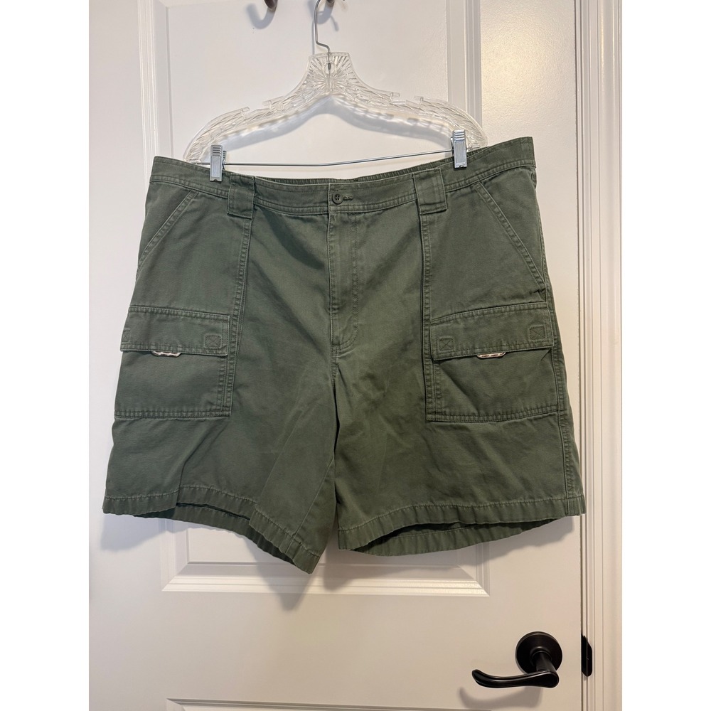 L.L. Bean Cargo Shorts Mens 44W Green Excellent Comfort Waist Hiking‎